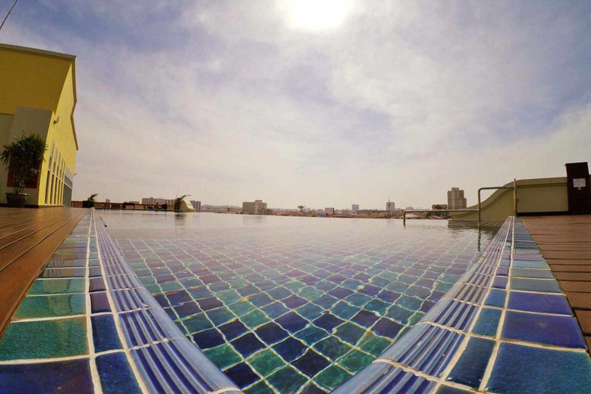 D Hotel Pattaya Exterior photo